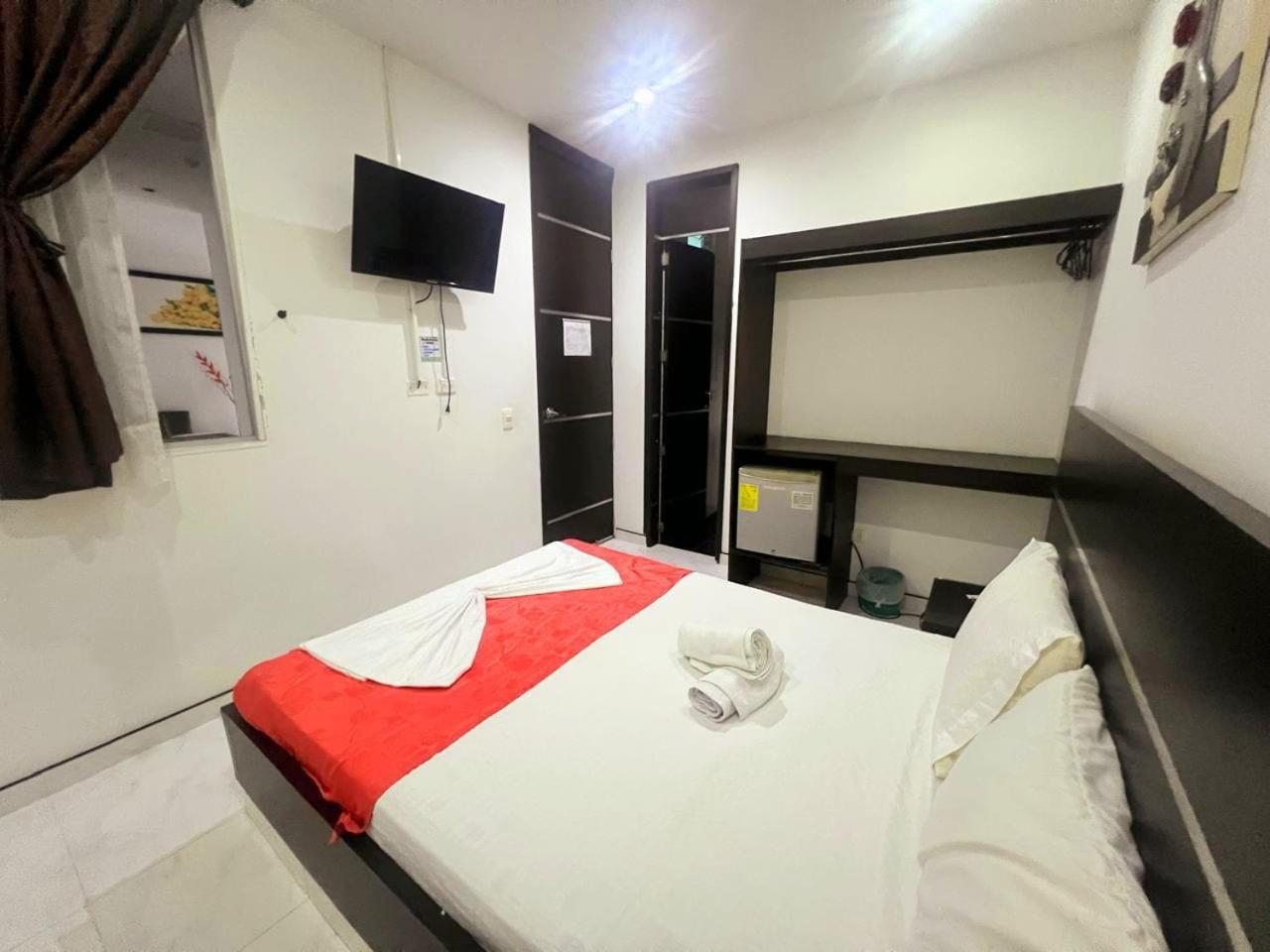 Hotel Suite Royal Melgar Exterior foto