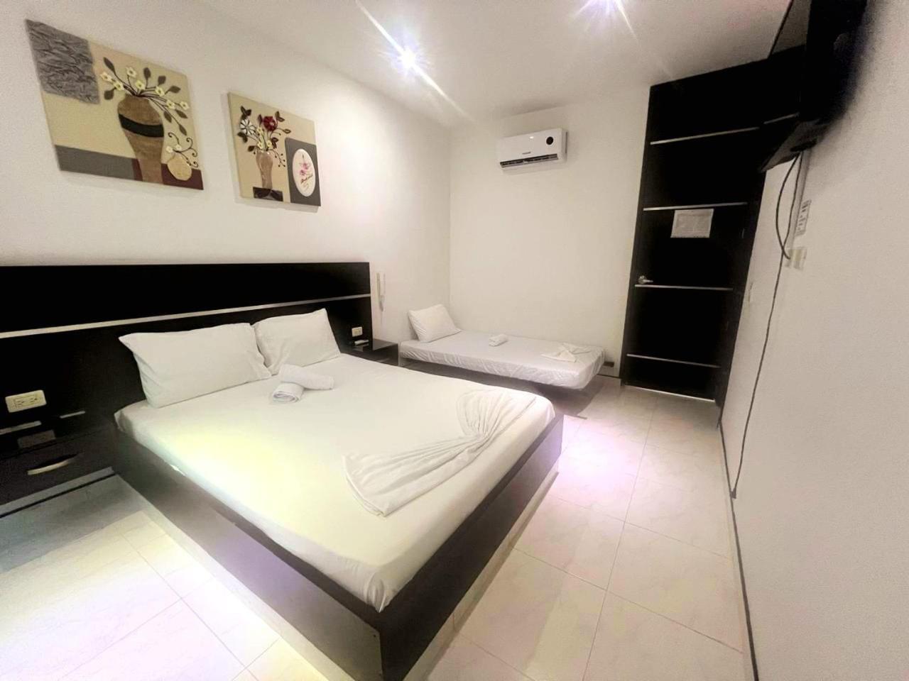 Hotel Suite Royal Melgar Exterior foto