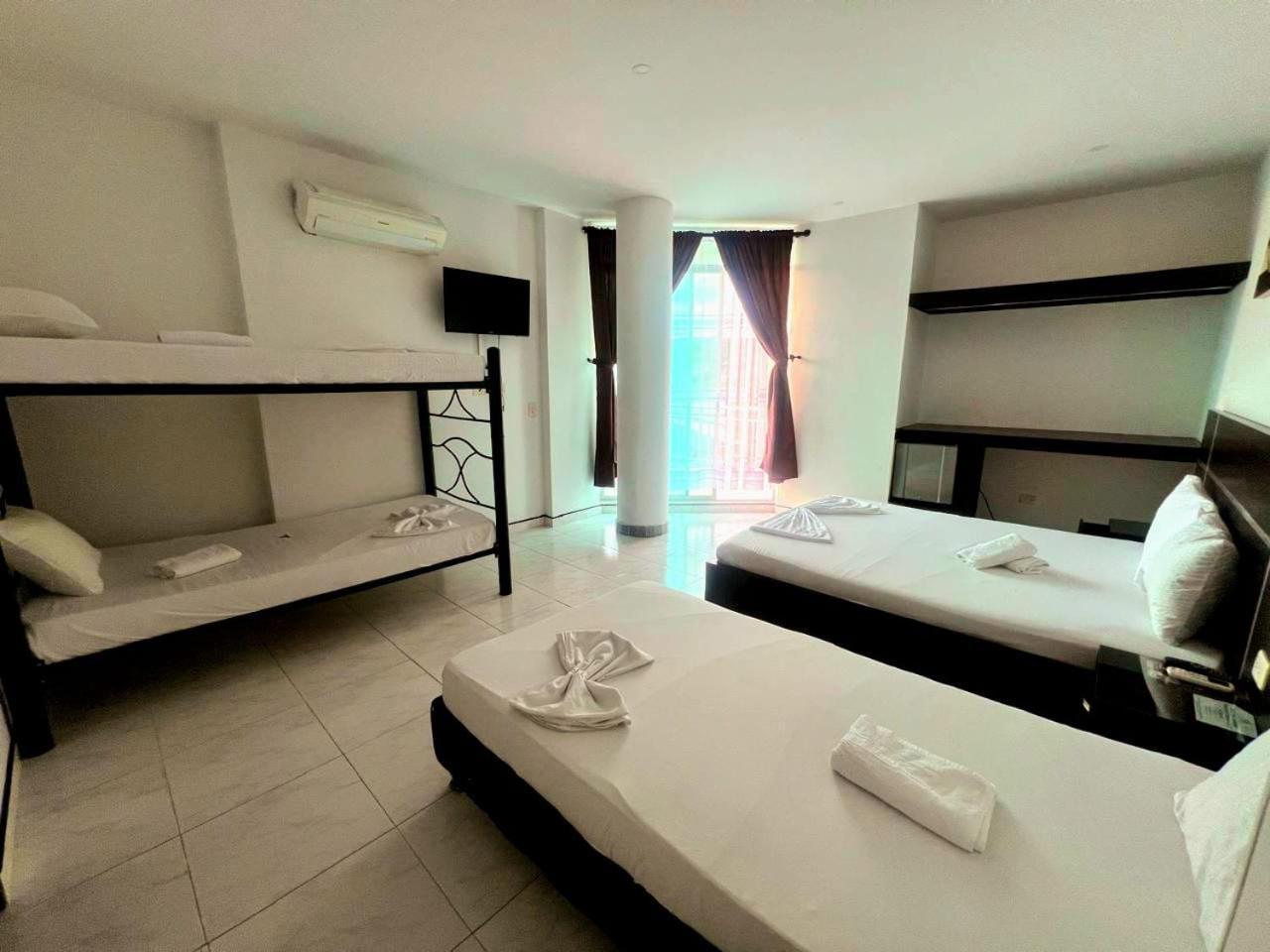 Hotel Suite Royal Melgar Exterior foto
